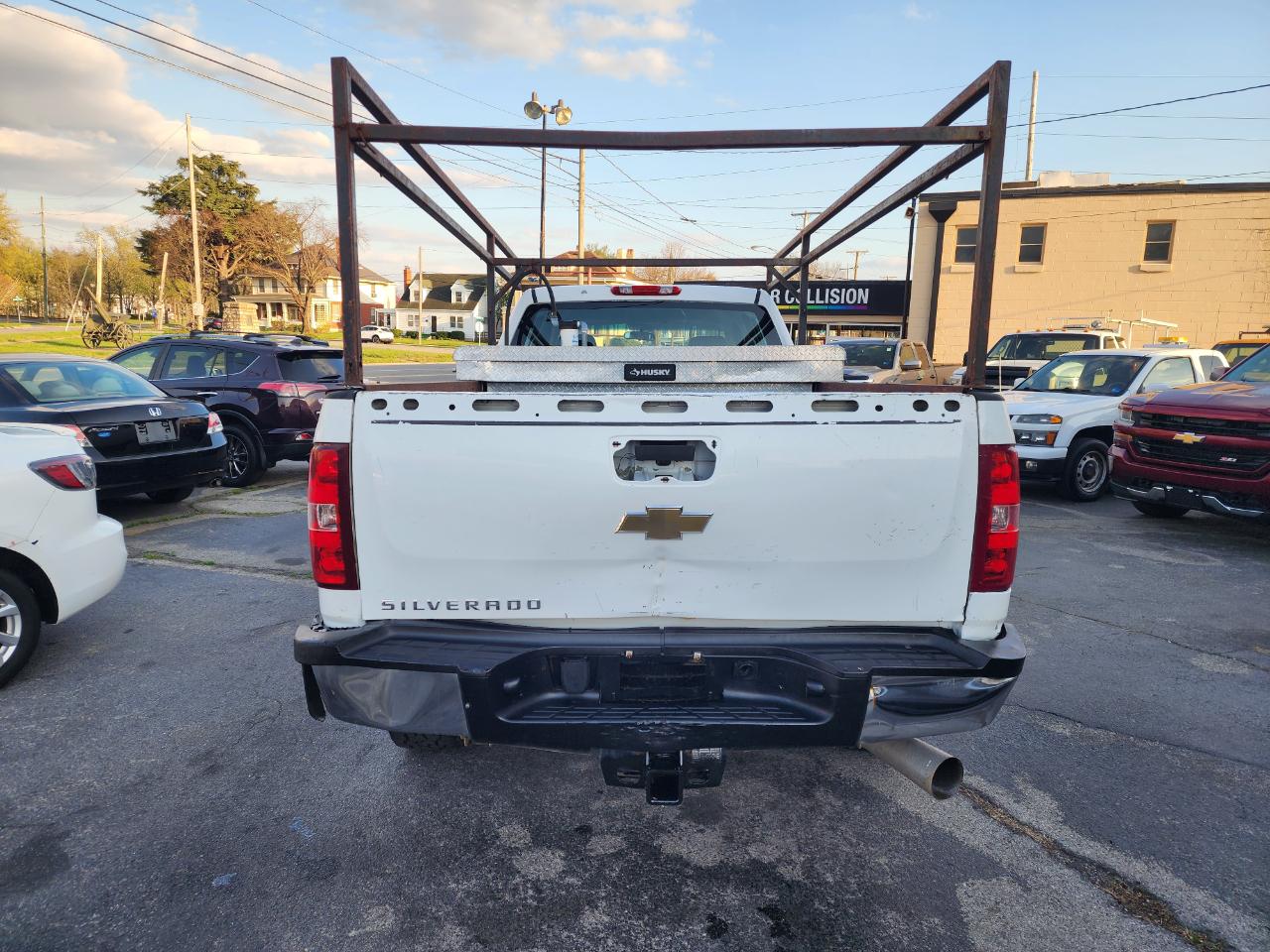 Chevrolet Silverado 2500HD Work Truck Crew Cab 4WD 2011