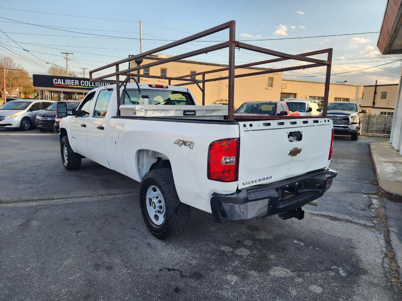 Chevrolet Silverado 2500HD Work Truck Crew Cab 4WD 2011