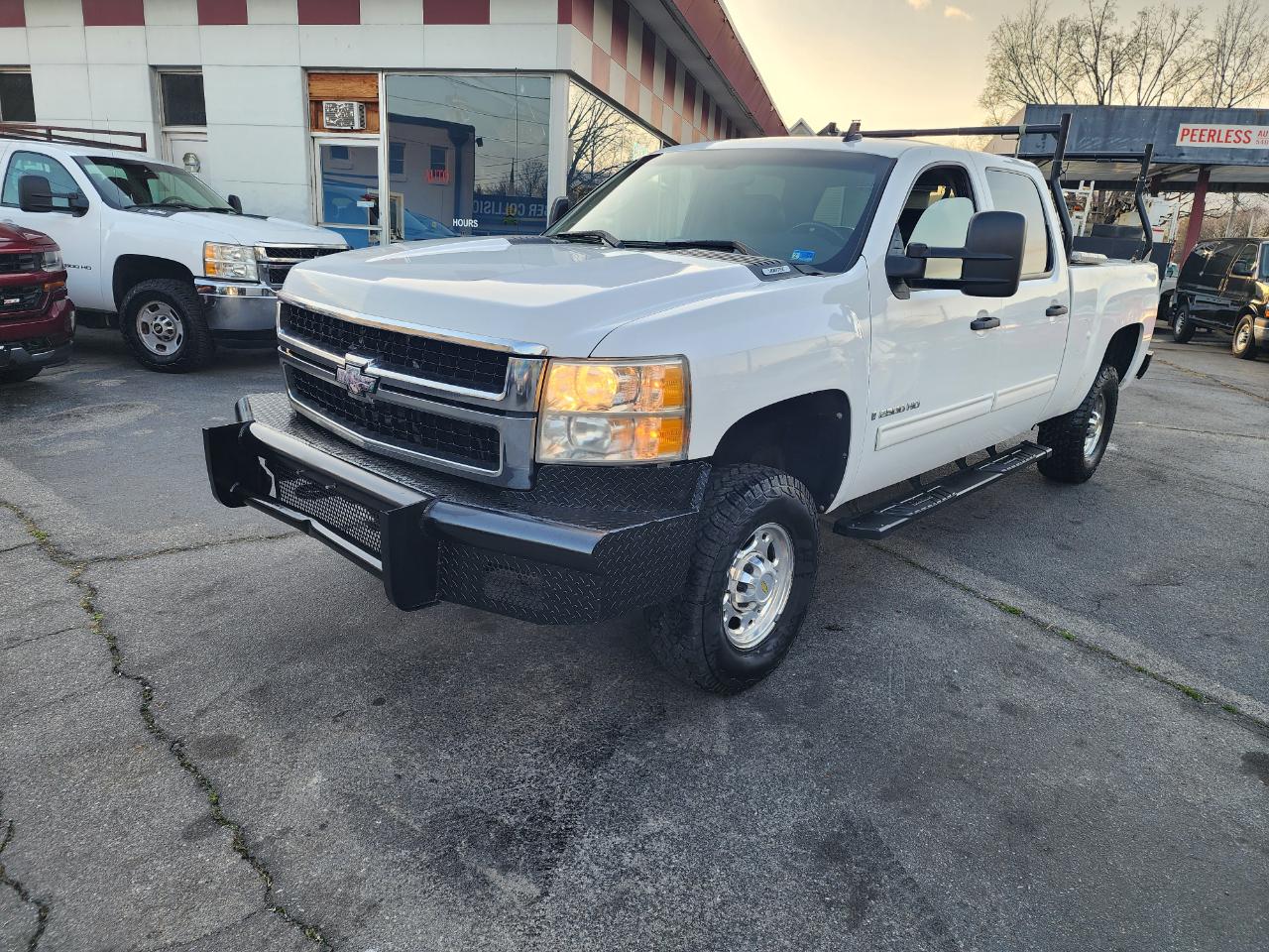 Chevrolet Silverado 2500HD LT1 Crew Cab Long Box 4WD 2009