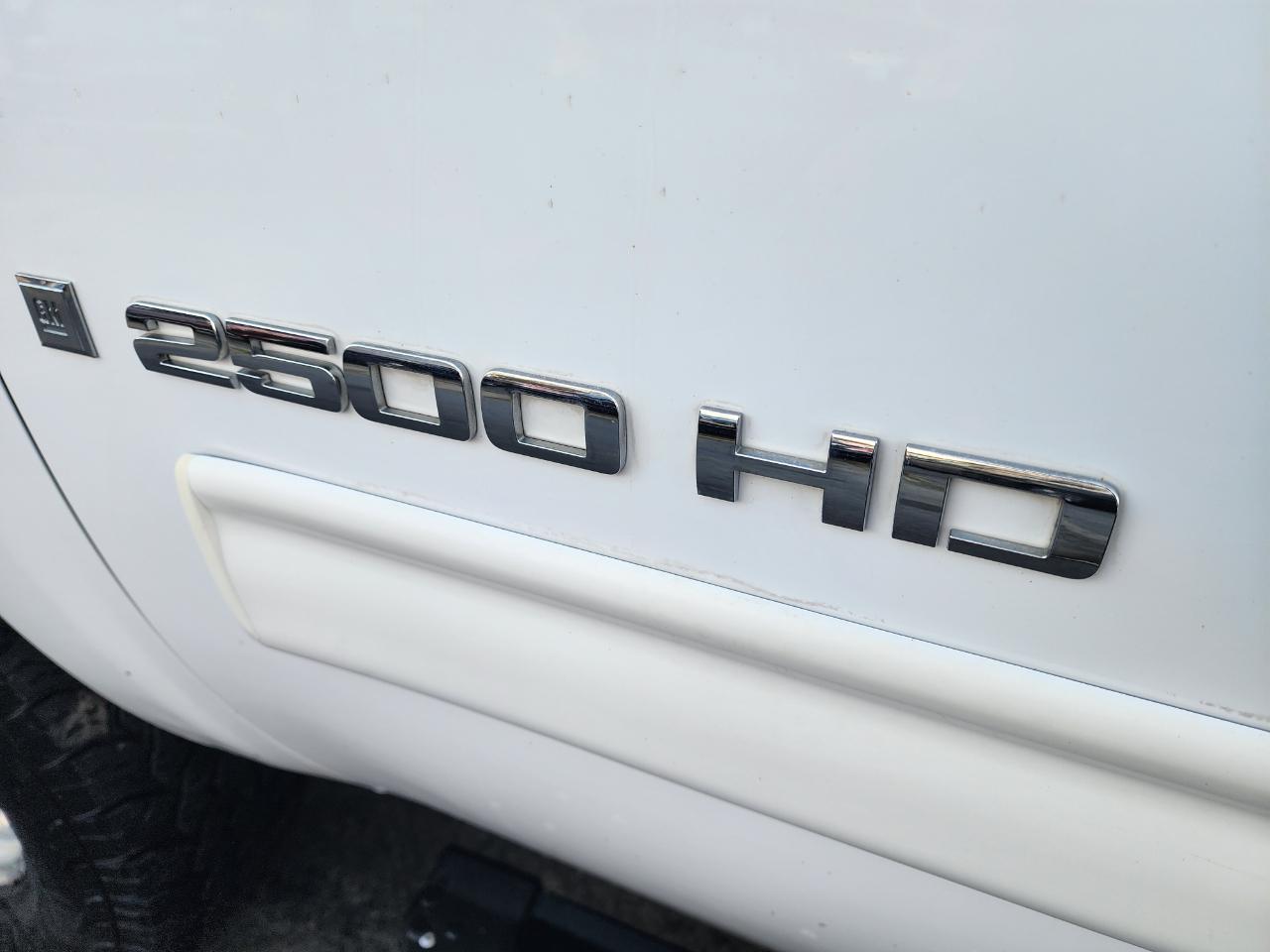 Chevrolet Silverado 2500HD LT1 Crew Cab Long Box 4WD 2009