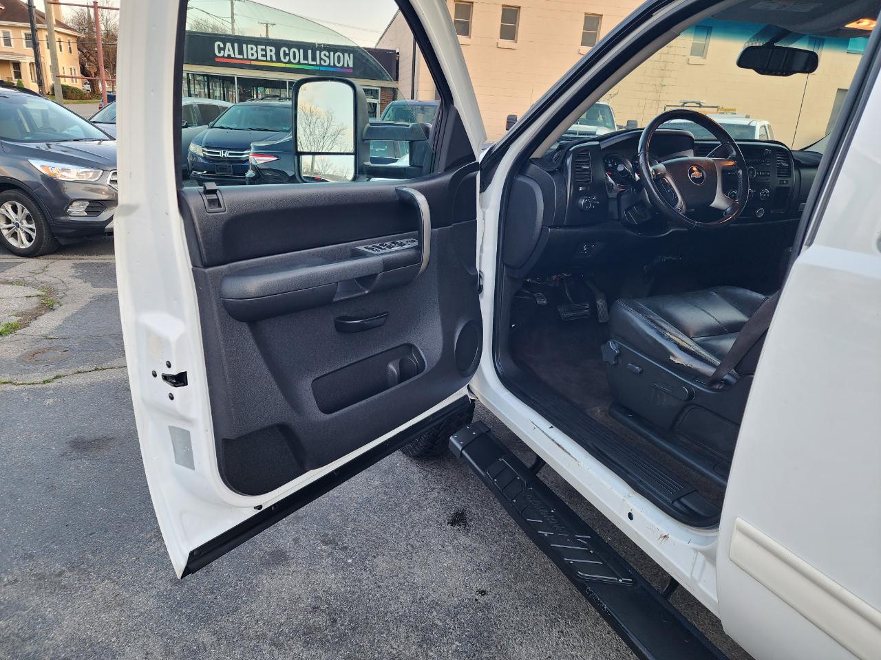 Chevrolet Silverado 2500HD LT1 Crew Cab Long Box 4WD 2009