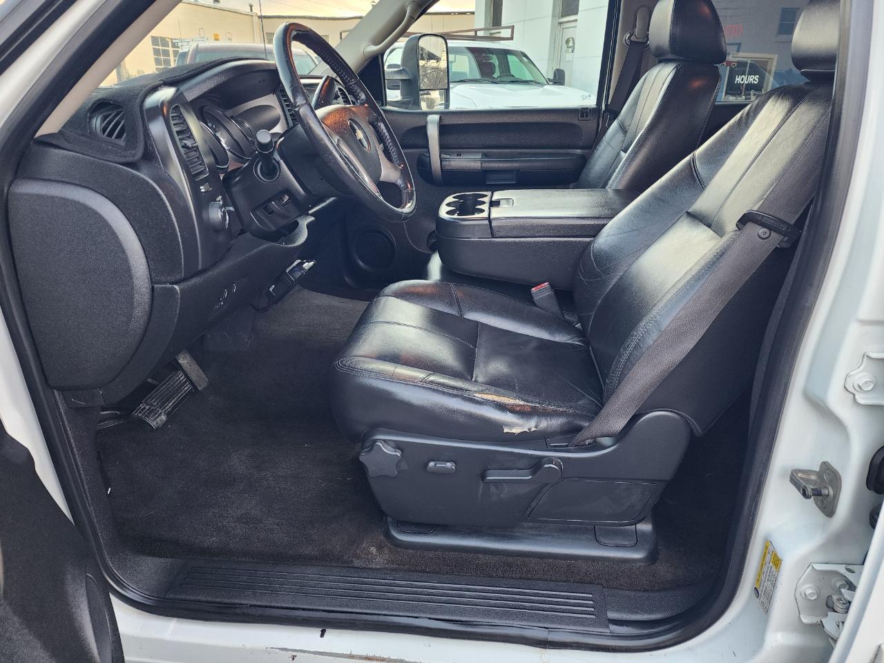 Chevrolet Silverado 2500HD LT1 Crew Cab Long Box 4WD 2009