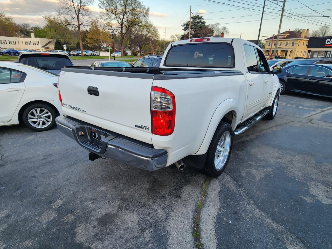 Toyota Tundra SR5 Double Cab 2WD 2005
