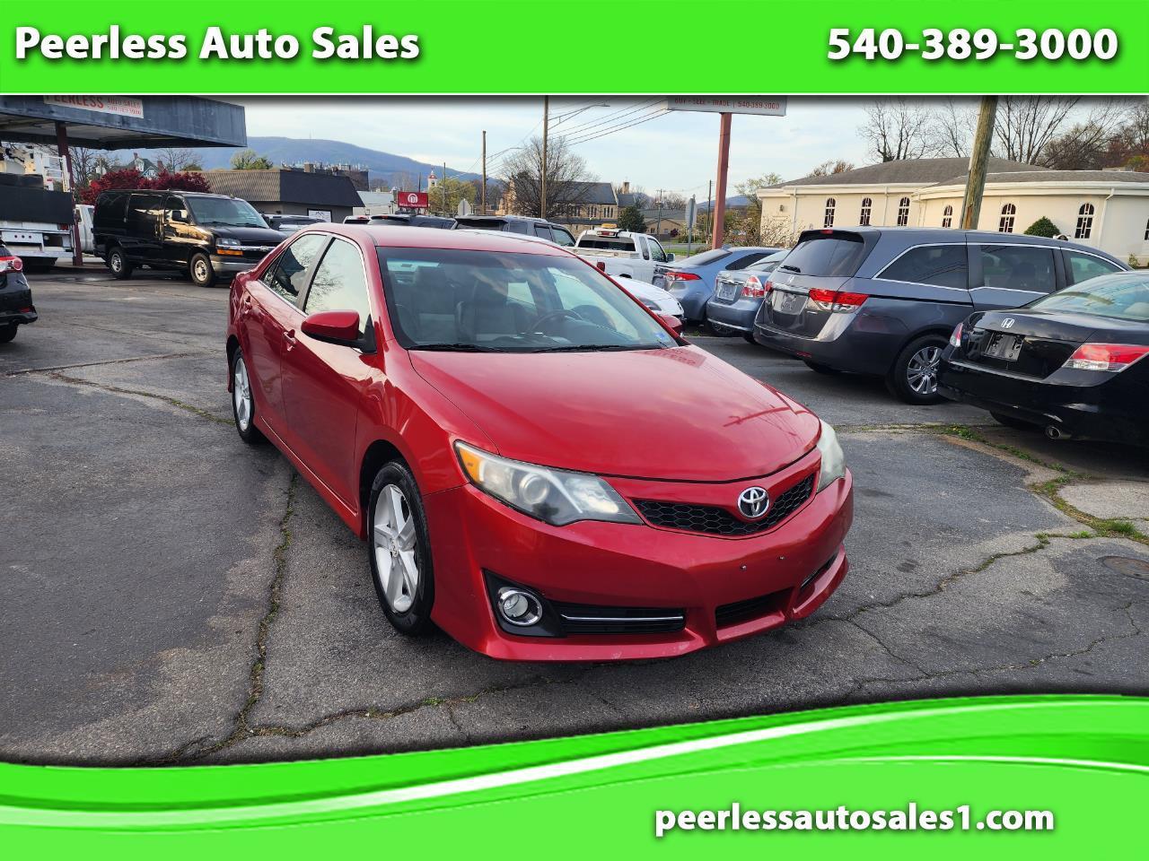 Toyota Camry SE 2012