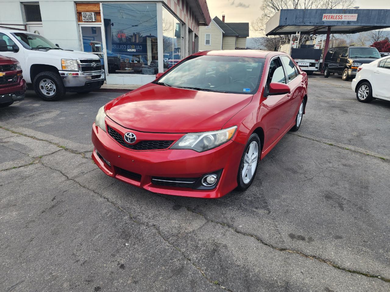 Toyota Camry SE 2012