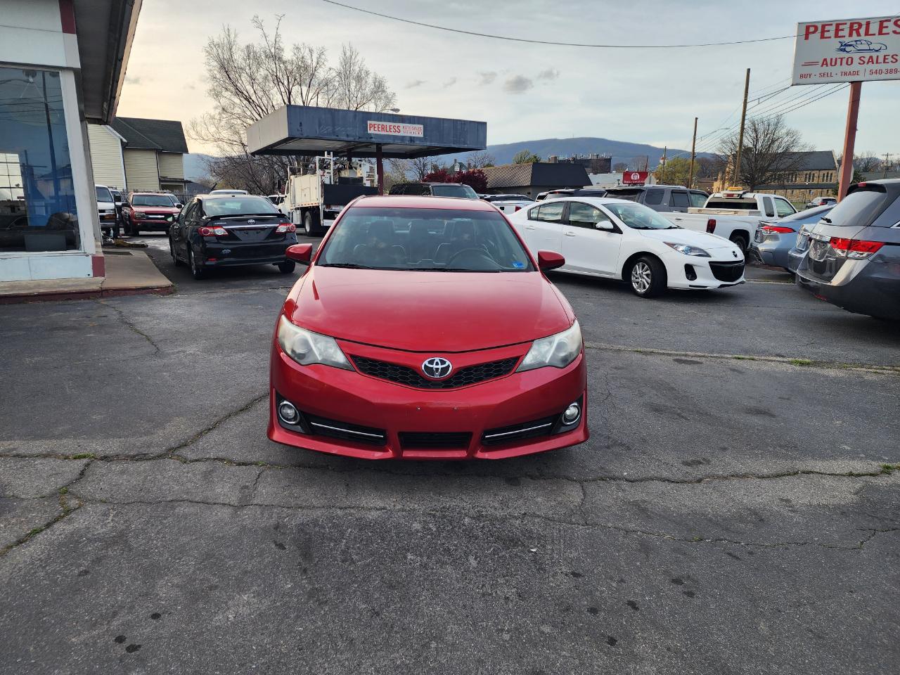 Toyota Camry SE 2012