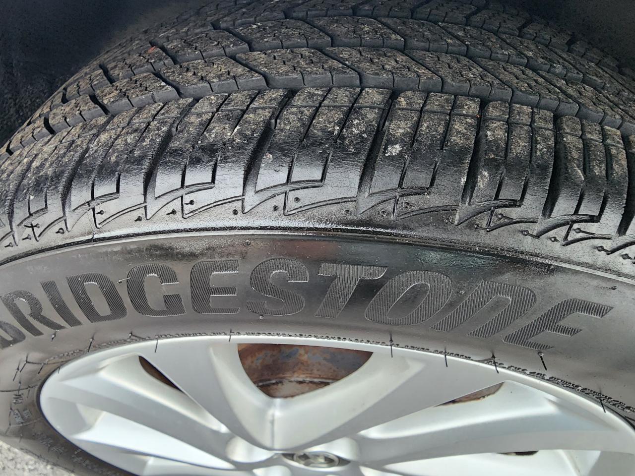 Mazda MAZDA3 I Grand Touring MT 4-Door 2013