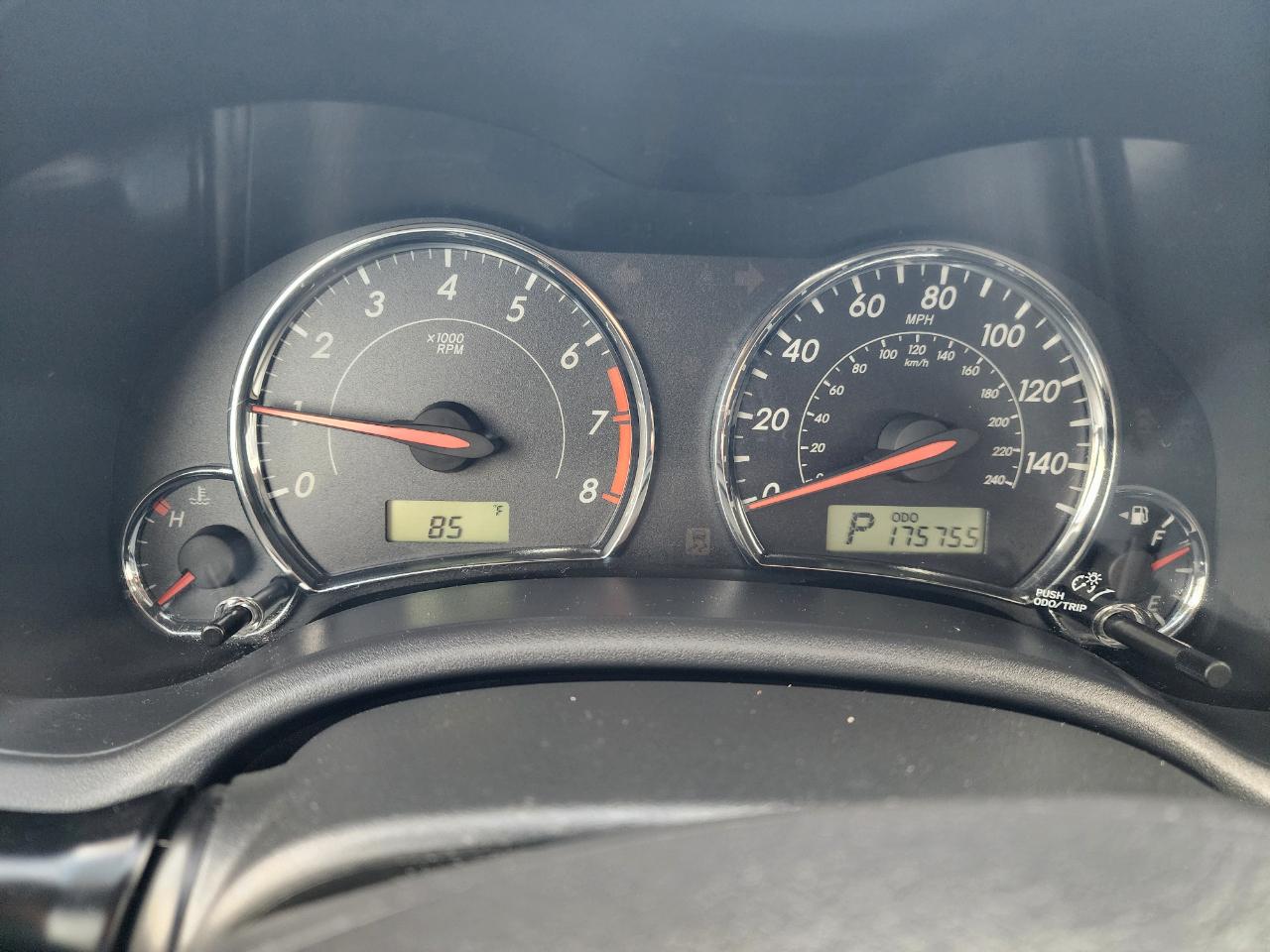 Toyota Corolla S 4-Speed AT 2012