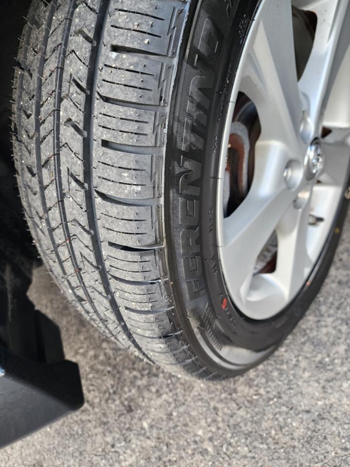 Toyota Corolla S 4-Speed AT 2012