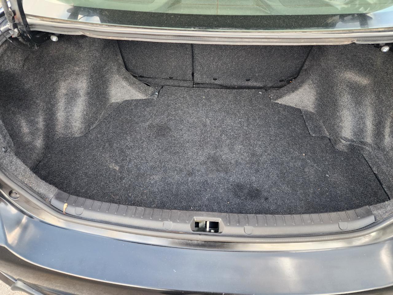 Toyota Corolla S 4-Speed AT 2012