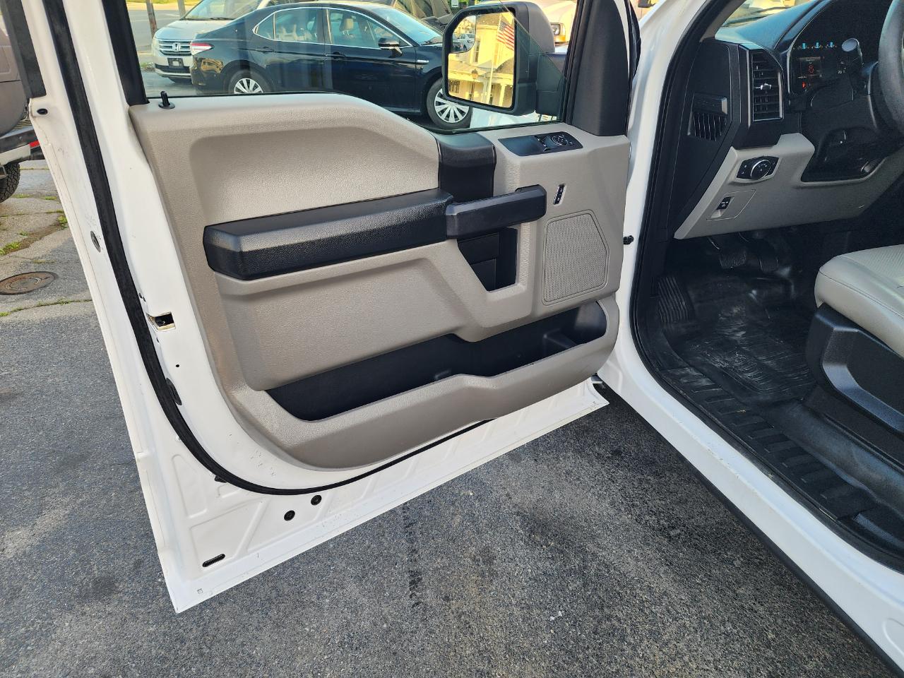 Ford F-150 XL 8-ft. Bed 2WD 2018