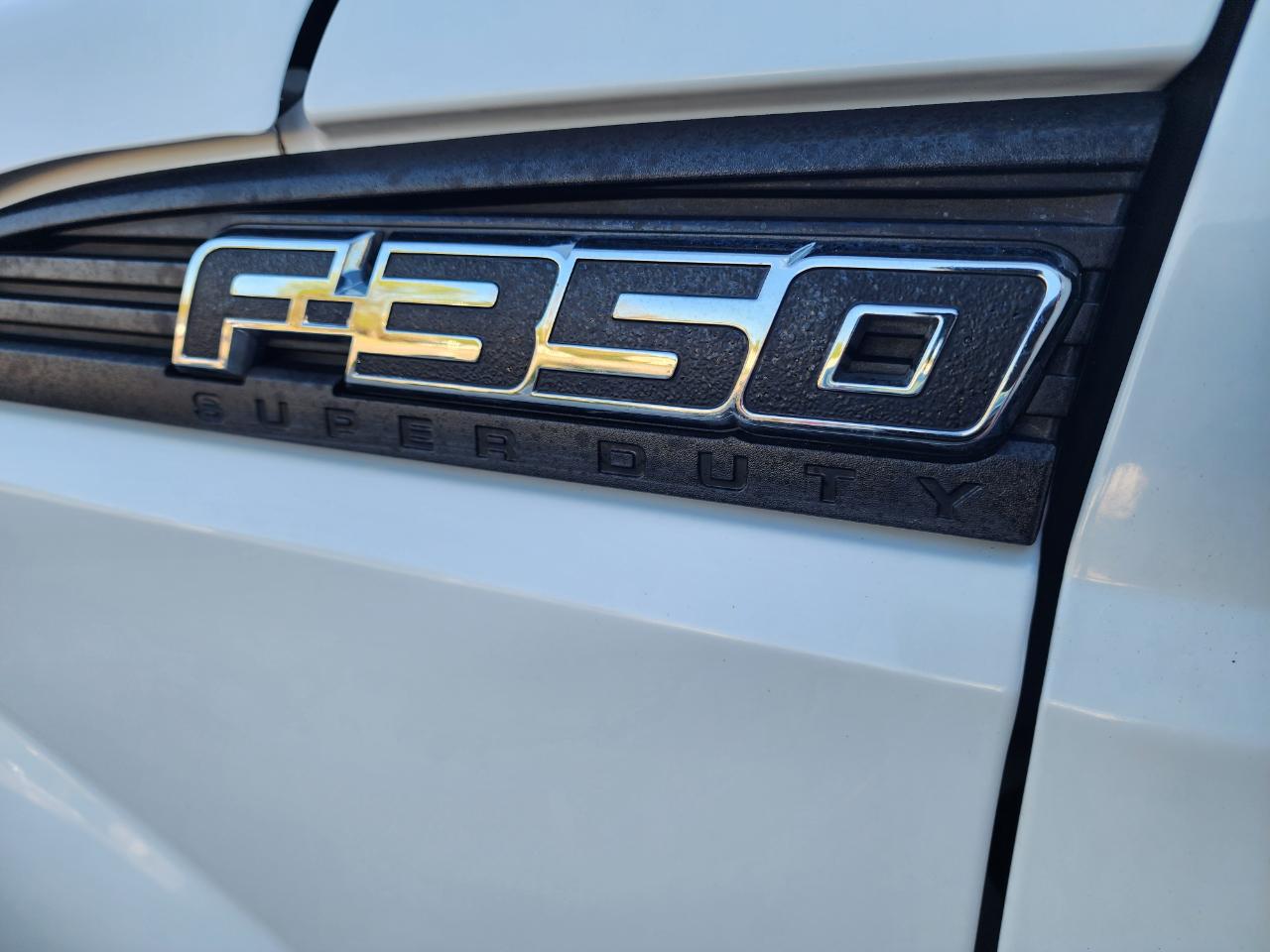 Ford F-350 SD XL 2WD 2011