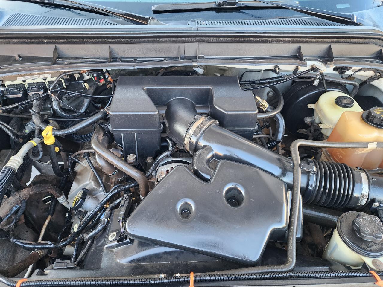 Ford F-350 SD XL 2WD 2011