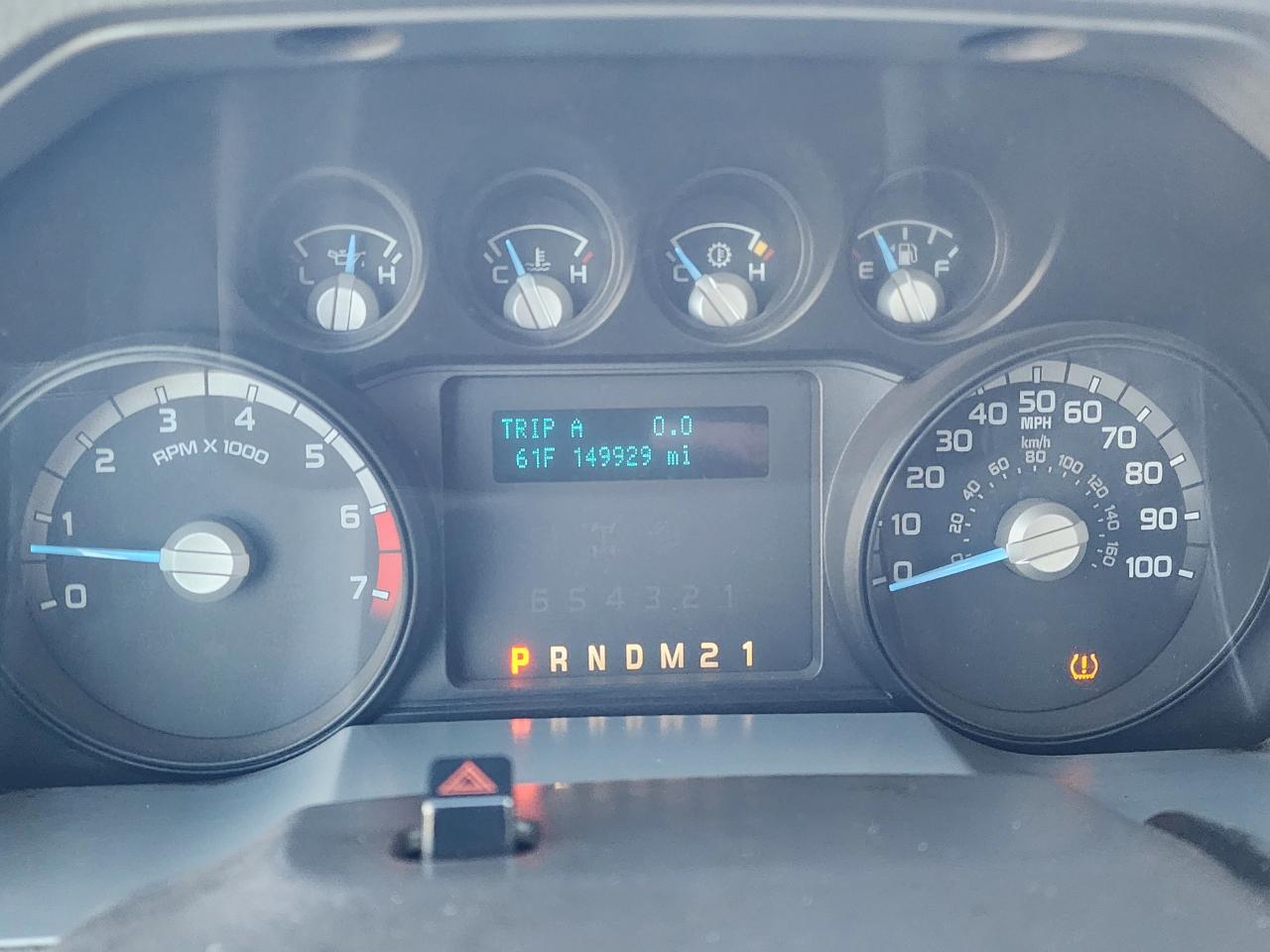 Ford F-350 SD XL 4WD 2011