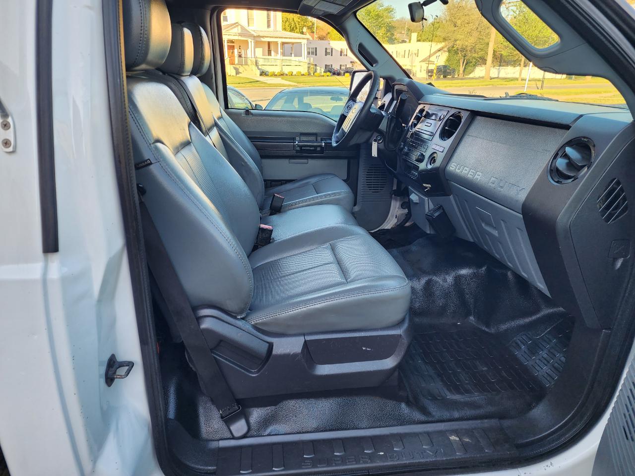 Ford F-350 SD XL 4WD 2011