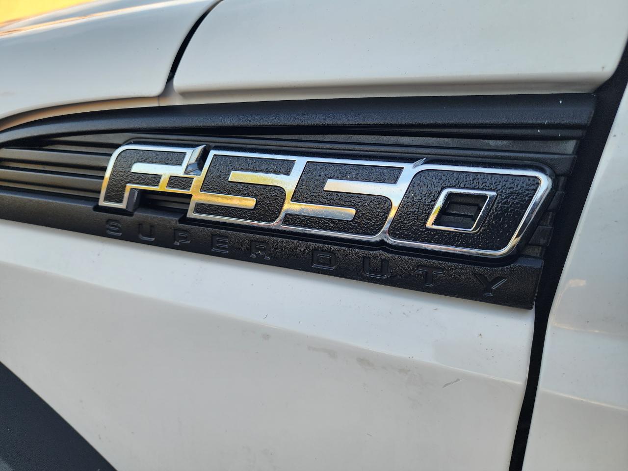 Ford F-550 Regular Cab DRW 4WD 2011