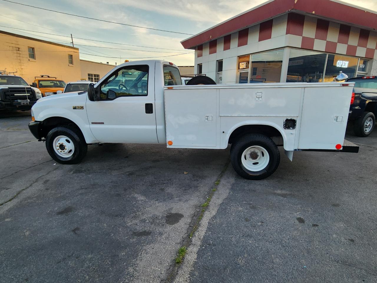 Ford F-350 SD XL 4WD DRW 2003