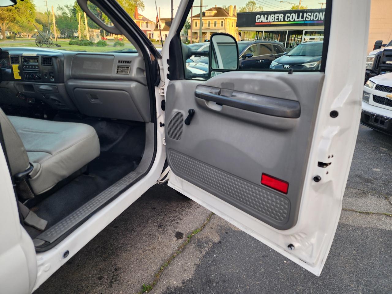 Ford F-350 SD XL 4WD DRW 2003