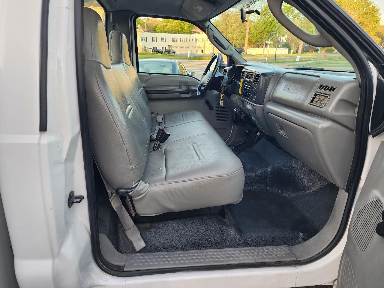 Ford F-350 SD XL 4WD DRW 2003