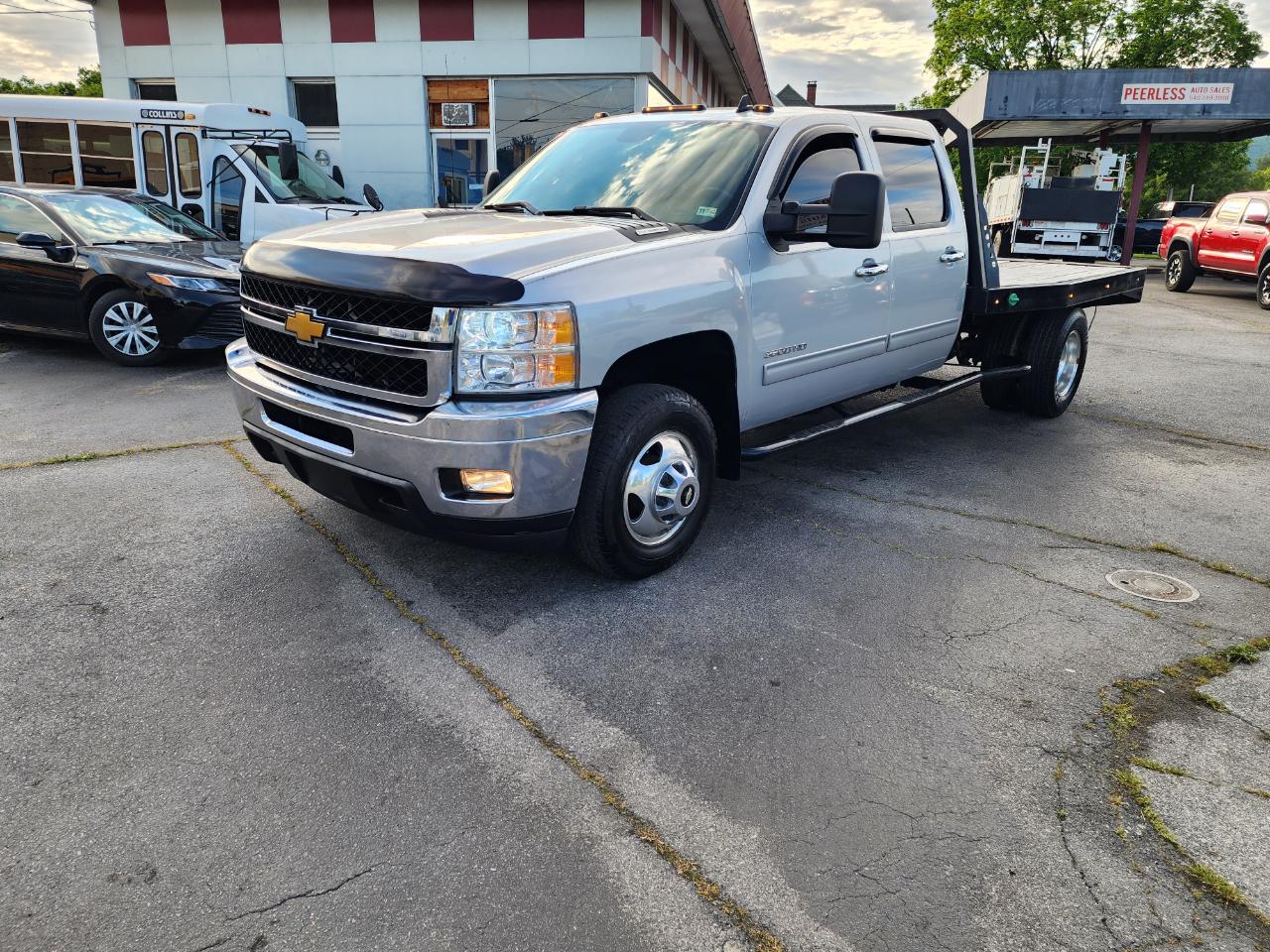 Chevrolet Silverado 3500HD LT Crew Cab 4WD 2014