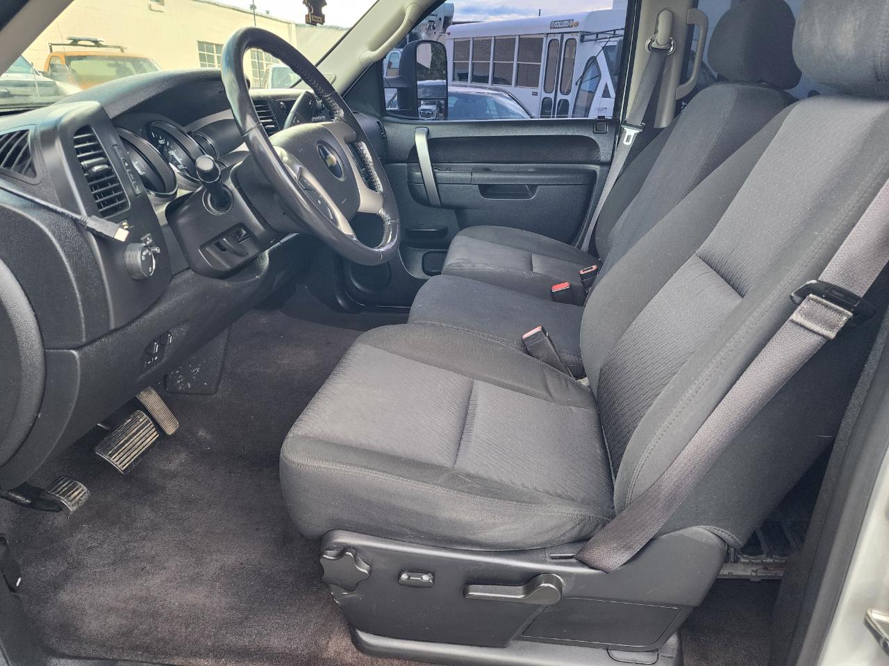 Chevrolet Silverado 3500HD LT Crew Cab 4WD 2014