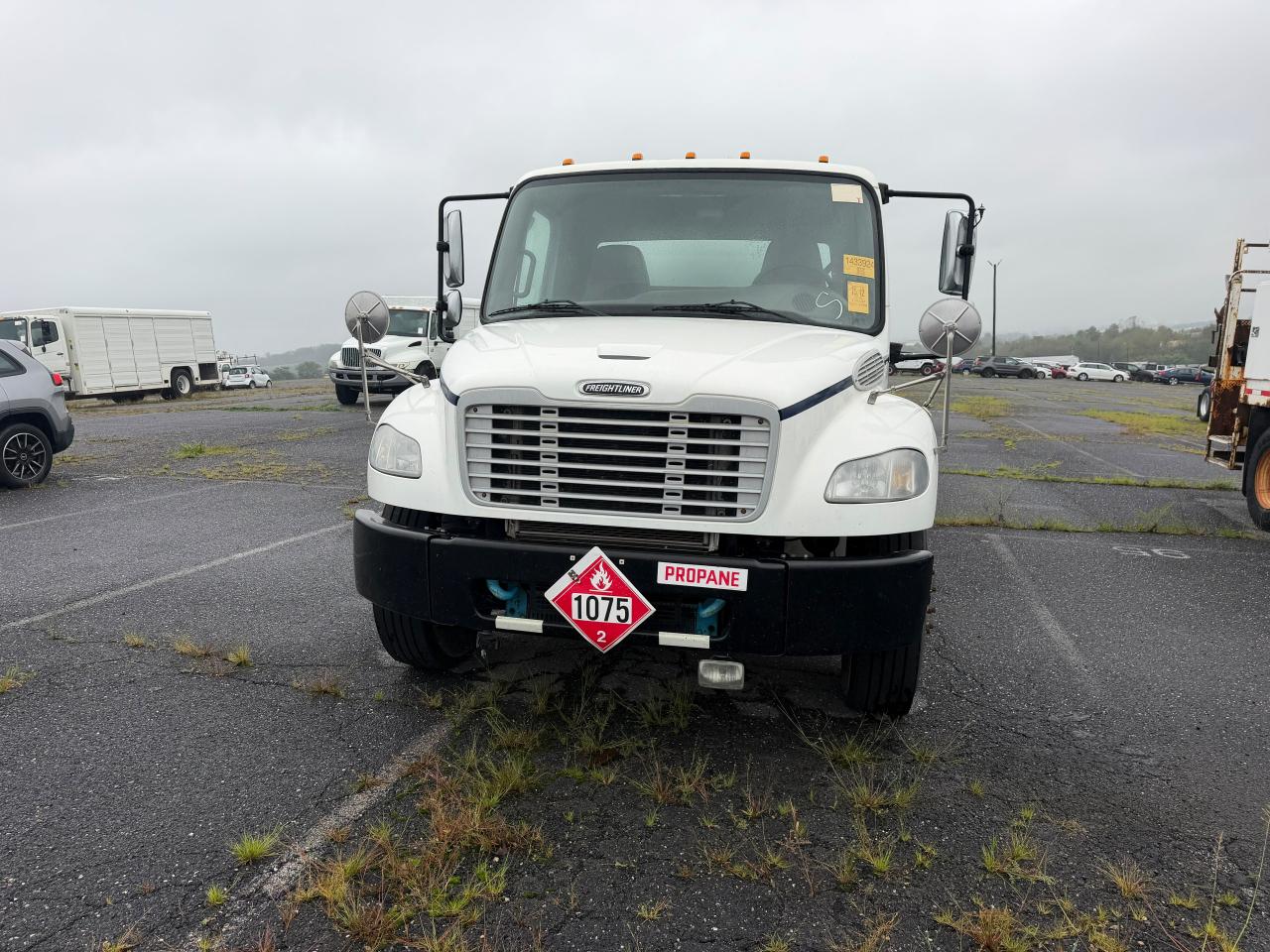 Freightliner M2-106  2016