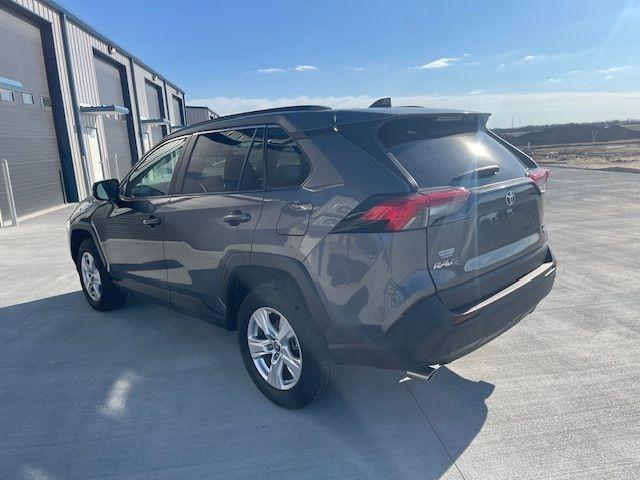 Toyota RAV4 XLE AWD 2021