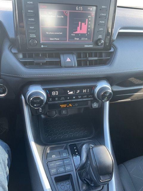 Toyota RAV4 XLE AWD 2021