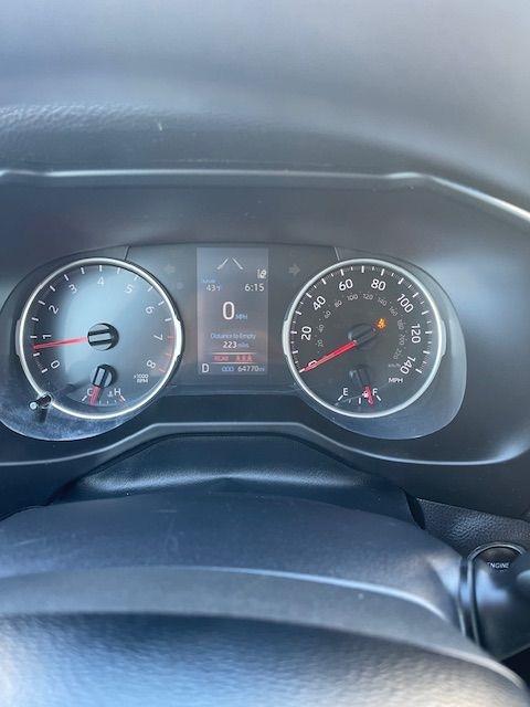 Toyota RAV4 XLE AWD 2021