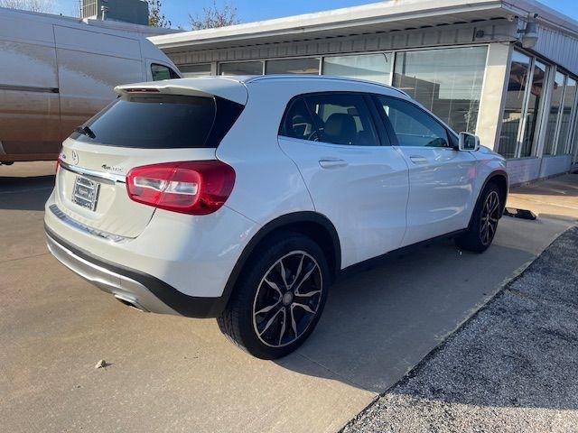 Mercedes-Benz GLA-Class GLA250 4MATIC 2017