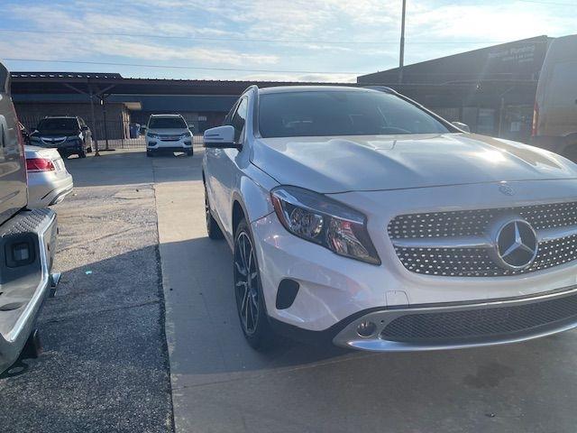 Mercedes-Benz GLA-Class GLA250 4MATIC 2017