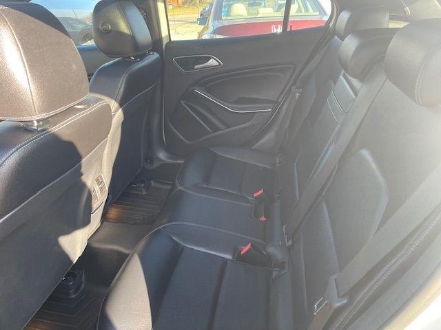 Mercedes-Benz GLA-Class GLA250 4MATIC 2017