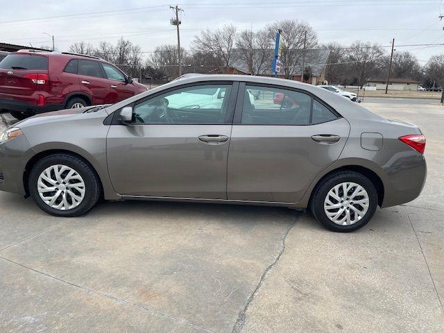 Toyota Corolla L CVT 2019