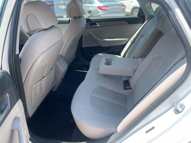 Hyundai Sonata SE 2016