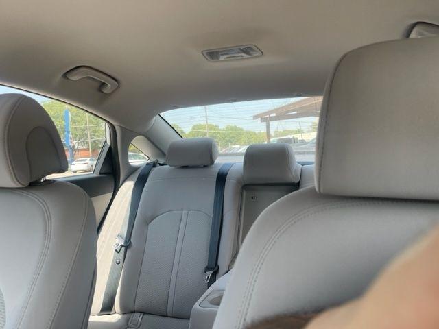 Hyundai Sonata SE 2016