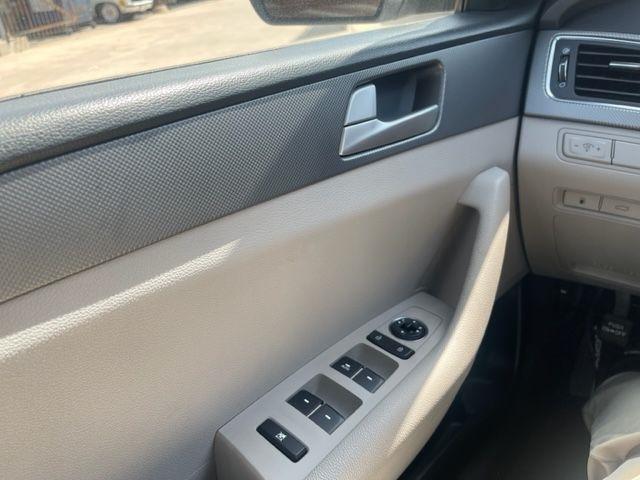 Hyundai Sonata SE 2016