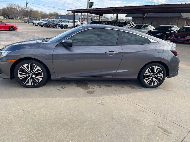 Honda Civic EX-T Coupe 6M 2017