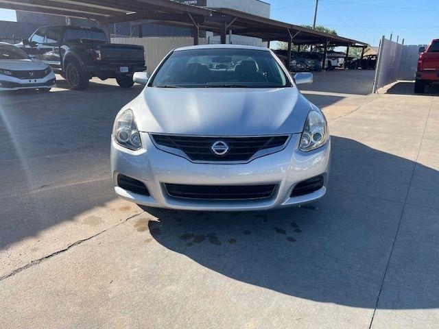 Nissan Altima 2.5 S CVT Coupe 2013