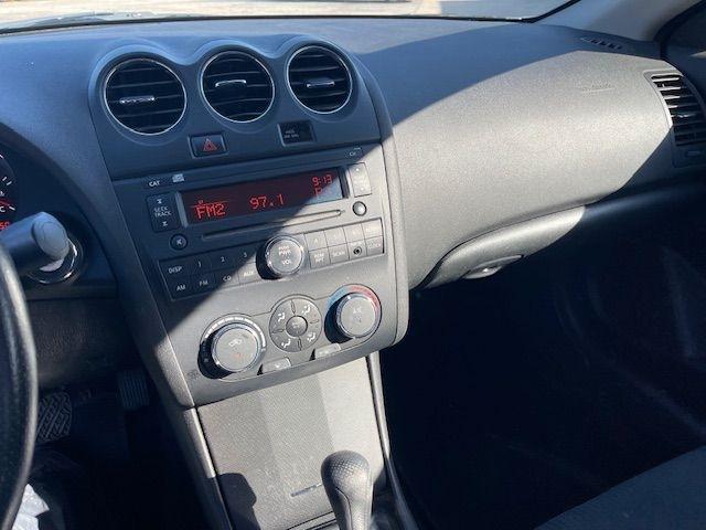 Nissan Altima 2.5 S CVT Coupe 2013