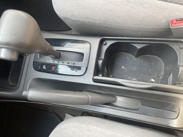 Toyota Camry LE 2004