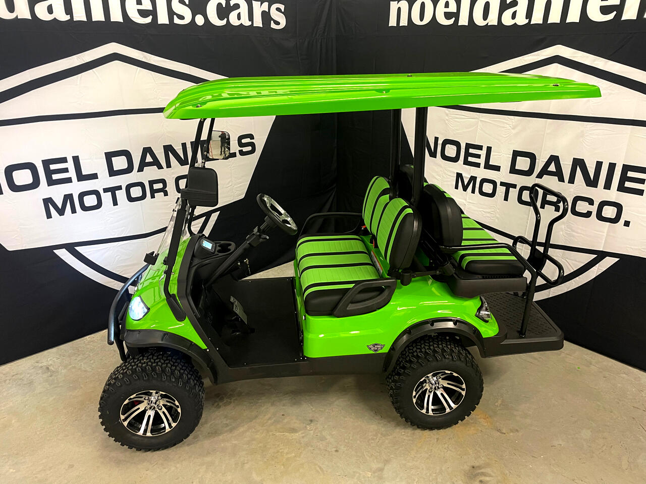 2023 Icon i40L LIFTED CART