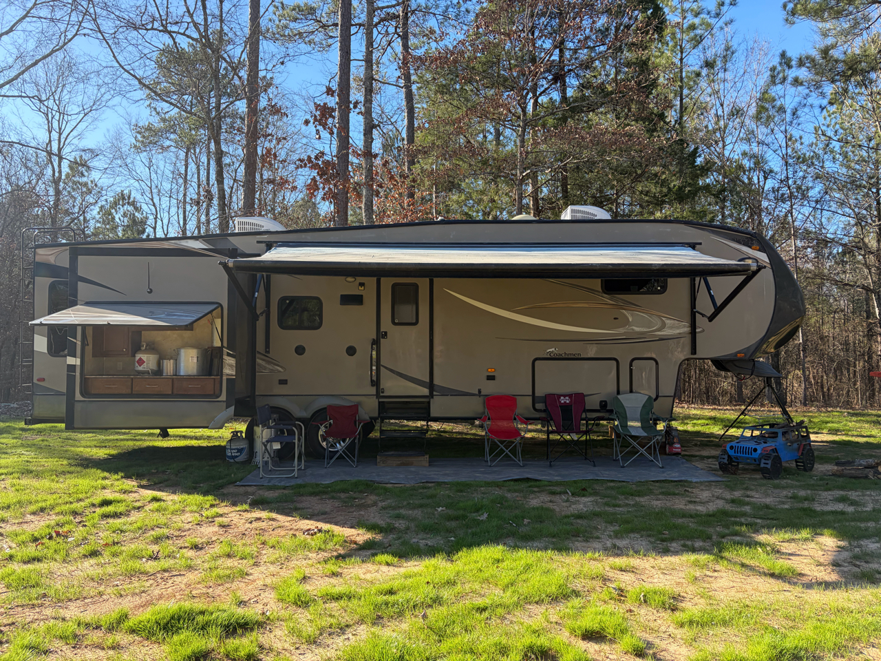 2013 Forest River Chaparral Signature