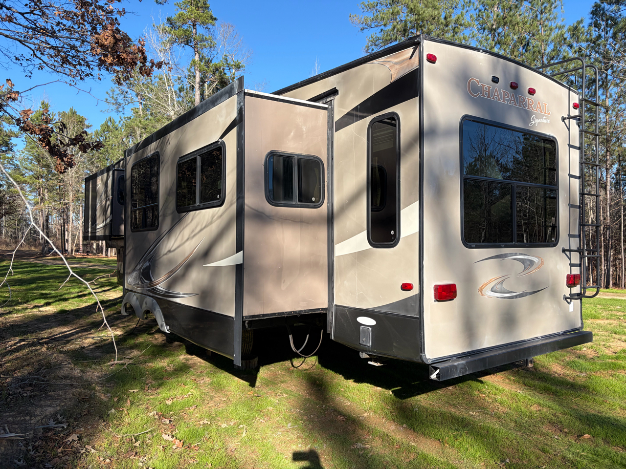 Forest River Chaparral  2013