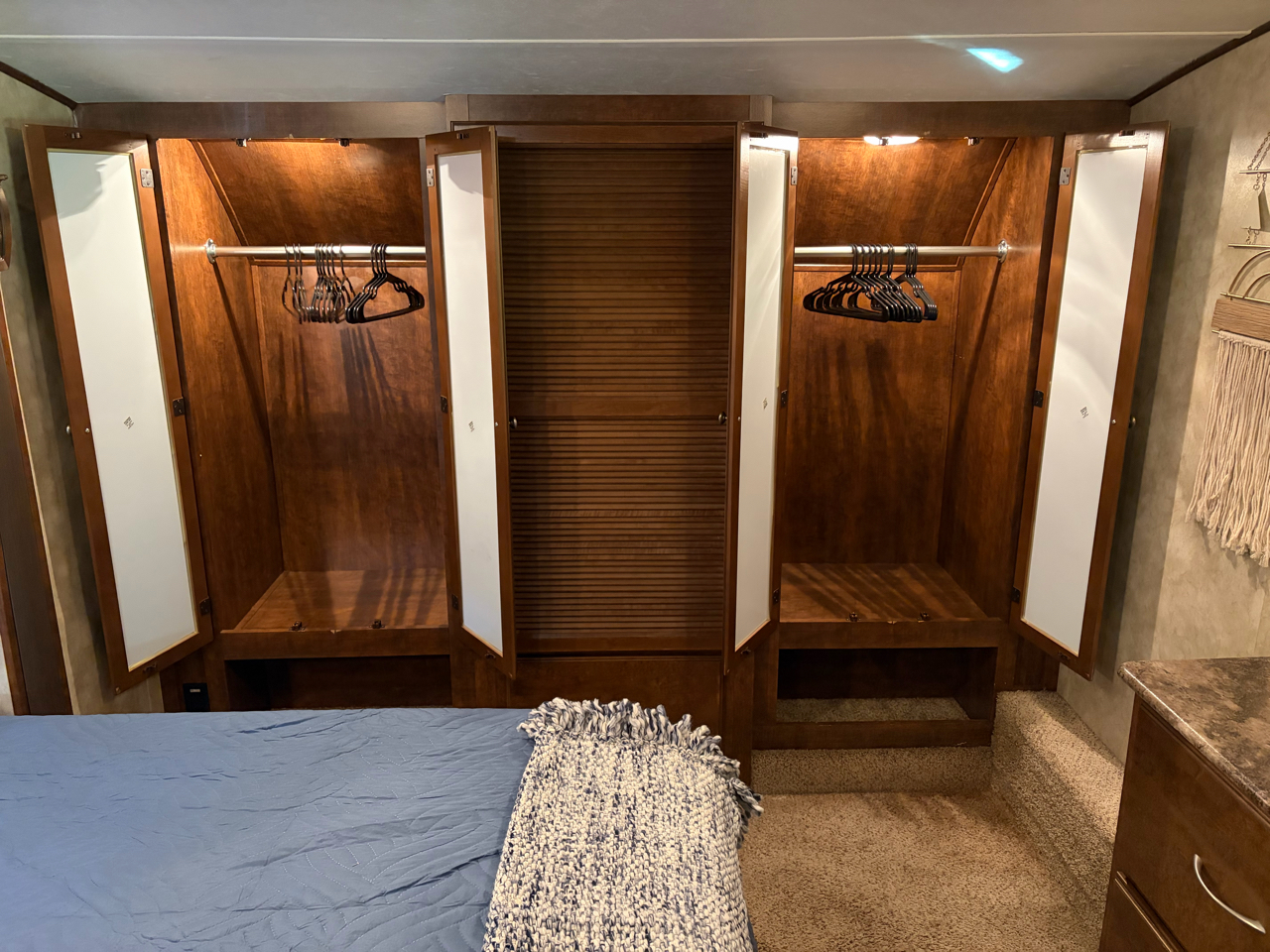 Forest River Chaparral  2013