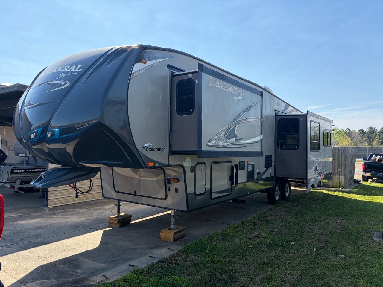 Forest River Chaparral  2013