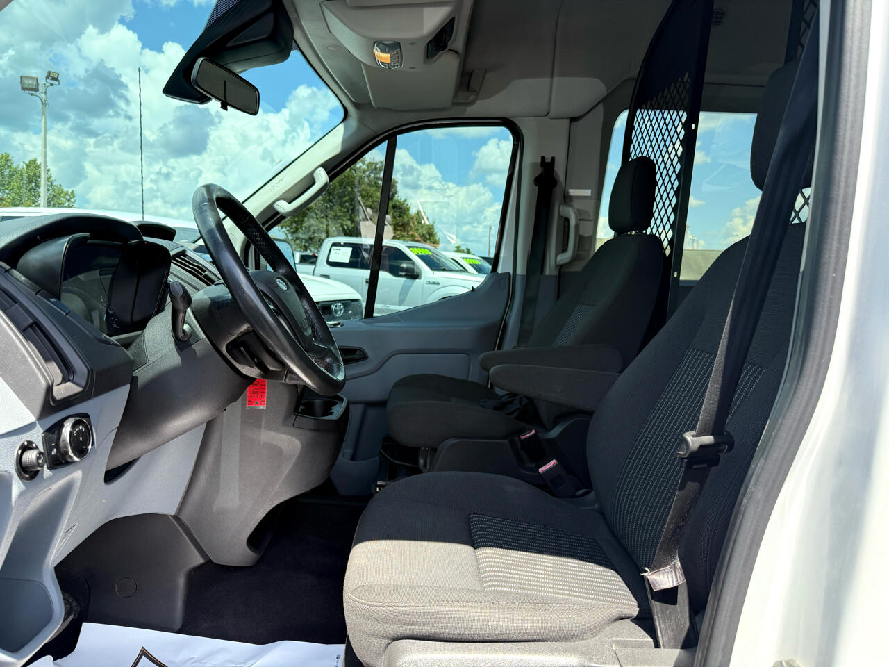 2015 Ford Transit Van photo 4