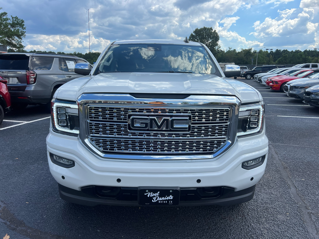 2017 Gmc Sierra 1500 SLT photo 4