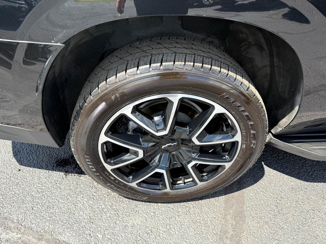 2023 Chevrolet Suburban RST photo 21