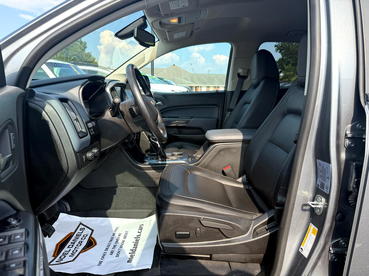 2022 Chevrolet Colorado Z71 photo 6