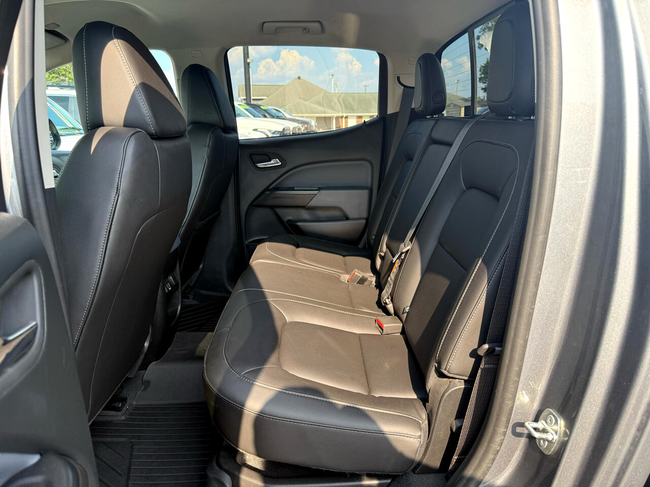 2022 Chevrolet Colorado Z71 photo 10